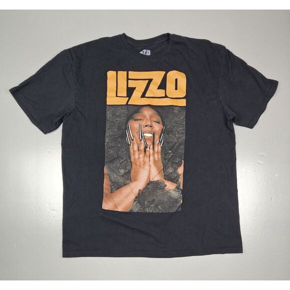 Lizzo Rap T-Shirt Adult Size XL.‎ Black Band Tee Short Sleeve. - Picture 1 of 6